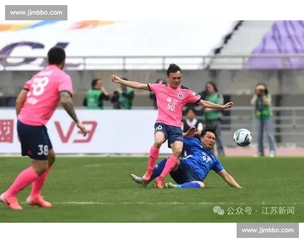 0.8% 中签率下的苏超终局:南通泰州对决点燃江苏足球狂热 0.8% 中签率下的苏超终局:南通泰州对决点燃江苏足球狂热